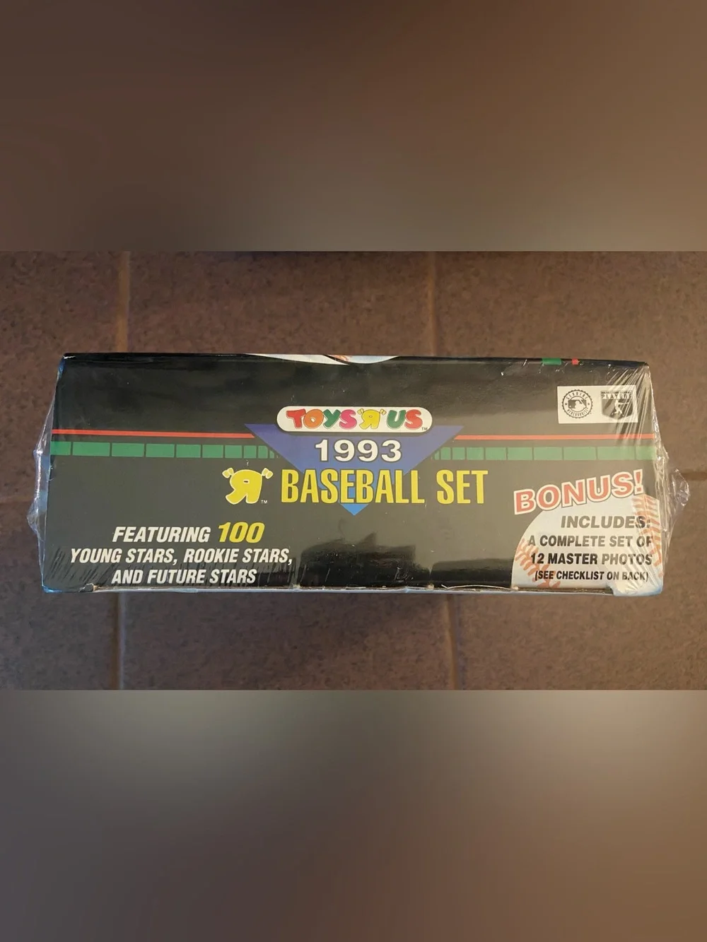 1993 Topps Toys 'R' Us Baseball Set – 100 Cards & Photos – Factory Sealed Box